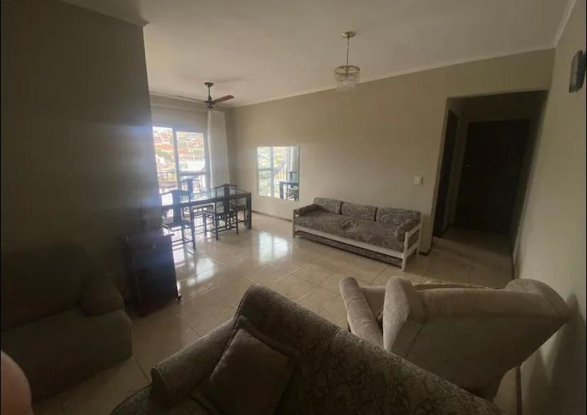 Apartamento Grande No Centro De Sao Lourenco-mg *