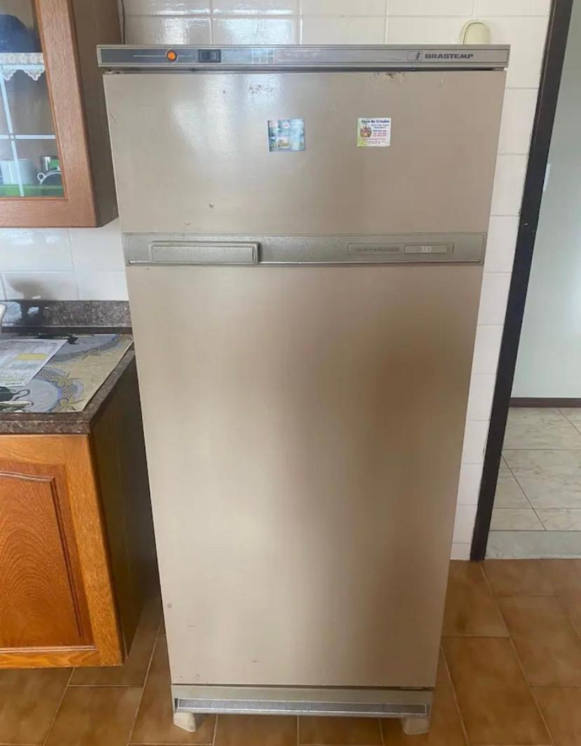 Apartamento Grande No Centro De Sao Lourenco-mg *